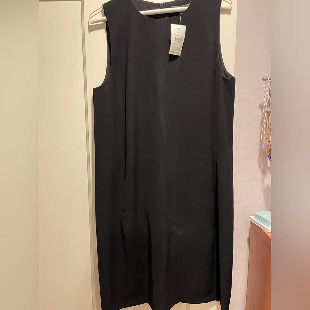 NWT gorgeous Vince black sheath dress w/ 100% leather trim Sz 12